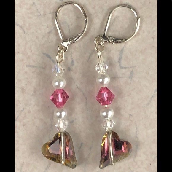 HP-Twisted Heart Earrings - Picture 2 of 2